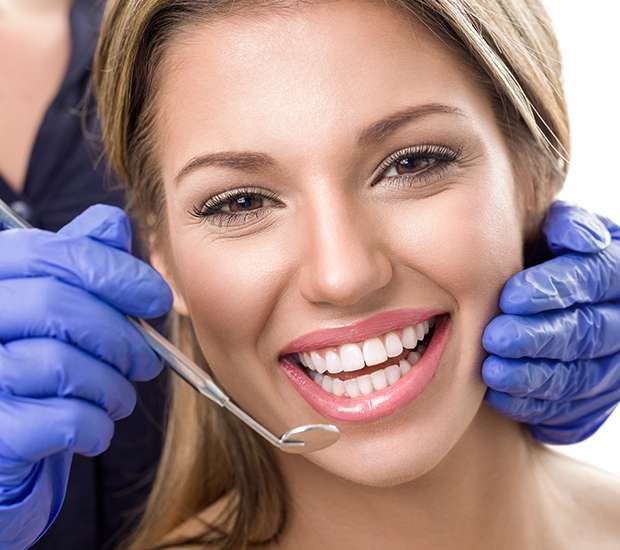 Federal Way Teeth Whitening at Dentist